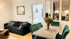 Urban Heaven with free parking - Image 2