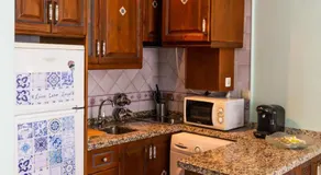 tuGuest Aljibe del Rey Apartment - Image 3