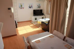 Nelle vicinanze di sorgenti termali naturali, la casa 5LDK può ospitare fino a 17 persone, la stazione più vicina 7 minuti, direttamente alla stazione Nippori! - Image 2