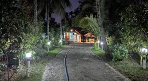 Highwalton Estate Heritage Bungalow - Image 2