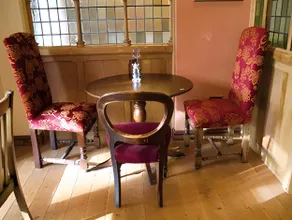 The Dibbinsdale Inn - Image 4