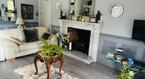 Arch House - Image 2