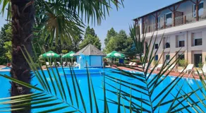 Oázis Wellness Panzio - Image 2
