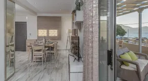 Ammos Beachfront Luxury Apartment - Image 2