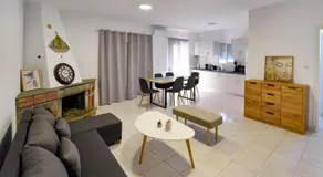 Beach Apartment A - Image 2