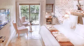 Pont de Val Boutique Hotel And Apartments - Image 2