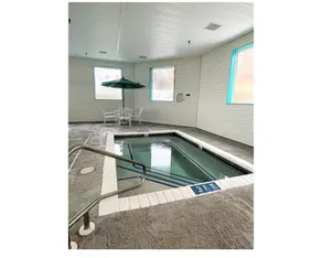 Quality Inn Petoskey - Image 2