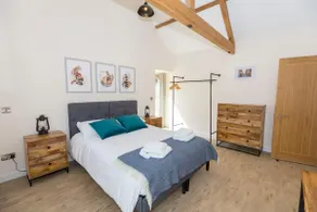 Cotswolds Farm - Spacious 1 bed cottage - Image 2