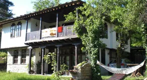 Stefanina Guesthouse - Image 3