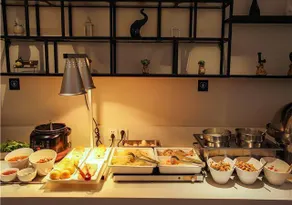 City Comfort Inn Wuzhou Municipal Square - Image 3