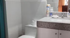 Confortable habitación baño privado aproximidad de todo - Image 2