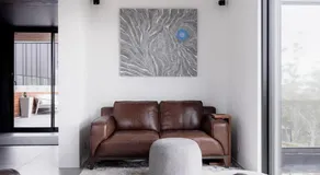 Luxe Hobart Villa - Boxwood - Image 3