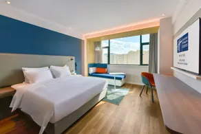 Holiday Inn Express Xining Railway Station by IHG - Image 2