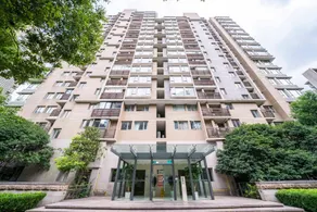 Tyms Modern 1BR 1 Living Apartment Yongxin Century - Image 5