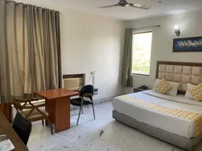 Lutyens villa Guest House with Free breakfast - Image 2