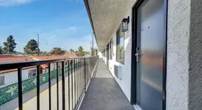 Casablanca Inn - Image 2