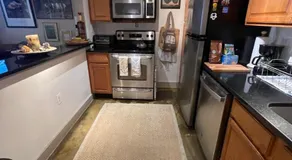 Modern 1BR Apartment in Columbia Heights Great Location - Image 3