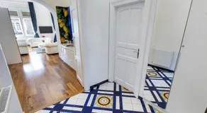 Royale Apartment - Image 5