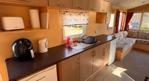 3 Bed Caravan - Side gated decking WiFi Pets - Image 5