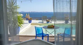 LES SUITES LOVE 1 SPA VUE MER PISCINe - Image 3