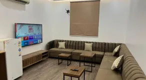 شقة فاخرة غرفة ماستر مع صالة - Image 5