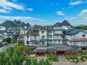 Guilin Peach Blossom Bay Hotel - Image 5