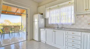 VACATION STUDIO OROPOS - Image 4