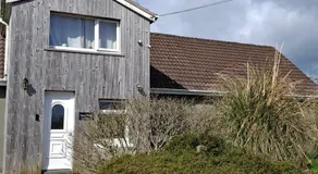 Tom's Alpaca Cottage - Image 3