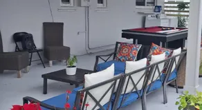 3-bedroom Private duplex house, full kitchen living room, parking, WiFi BBQ Karaoke Available - Image 5