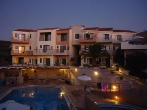 Sunrise Suites & Apartments - Image 3