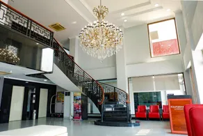 Riez Palace Hotel - Image 3