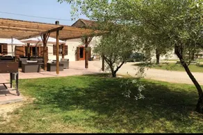 Luxurious holiday home with private pool - Image 2
