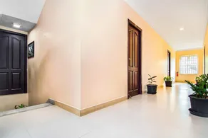 Holiday Stay - Image 2
