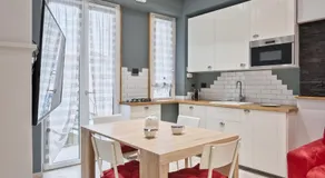 GuestHost - Torino Dora Stylish Apartment - Image 5
