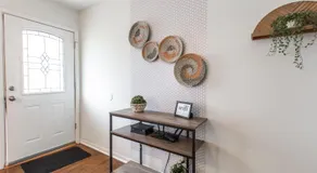 3 Bedrooms House in Waldo Kansas City - Image 4