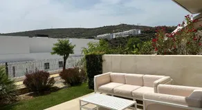 Chulera Beach townhouse sea views - Image 5