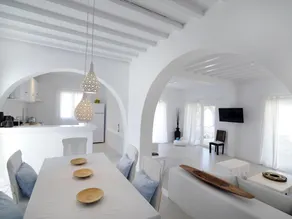 Villa in Mykonos with Sea View and Pool - Image 5