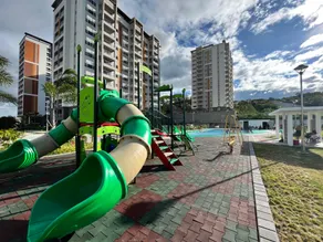 HSU HOME-Monterrace Lake - Image 5