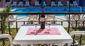 Julias Apartments - Image 2