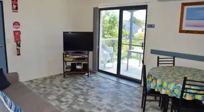 Scape Apartment 5 - Bring your own linen. - Image 2