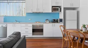 Bondi Vista Beachfront Apartment - Image 3