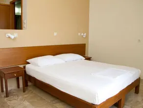 Acropolis Hotel - Image 5