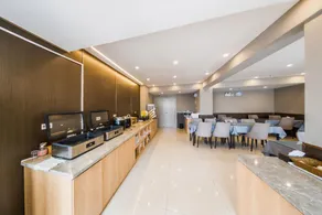 Home Inn Neo Chengdu West Automobile City Taipingyuan Metro Station - Image 3