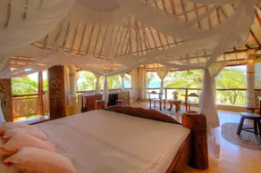 Swahili House Tiwi Beach - Private Oceanfront Boutique Villa Near Diani - Image 2