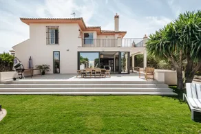 Luksuriøs 5BR Villa kun 15 minutter fra Sevilla - Image 4