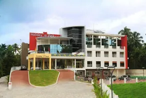 Holiday Park - Image 2