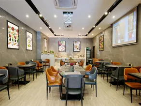 Chonpines Hotel North Xiamen Station Jimei University - Image 4