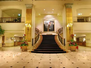 Hotel Borobudur Jakarta - Image 4