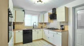 Cornish Haven -Spacious 4 Bed House by Launceston - Image 4