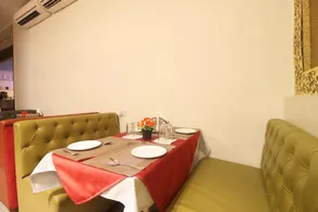 HOTEL REDWINGS CASTLE - Image 4